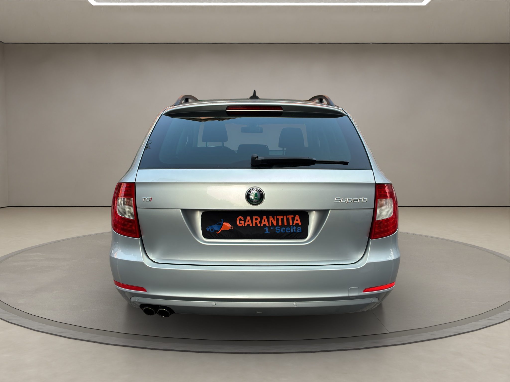 SKODASUPERBDIESEL_06_converted